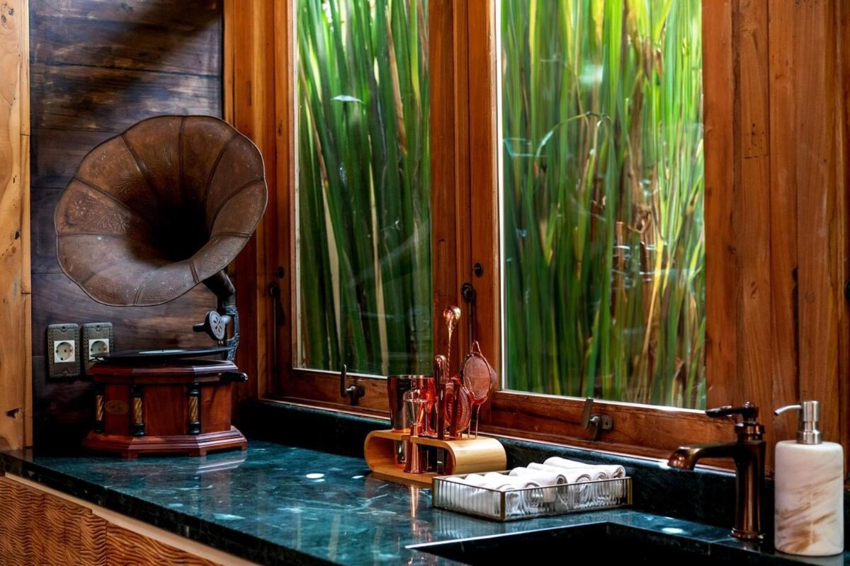 The Seed Bali - Private 8 Bedroom Estate Candi Dasa  Bagian luar foto